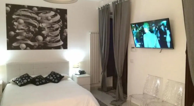 Isoco Guest House, Забронировать Гостевой дом Таормина Побережье Таормины, рядом с Железнодорожный вокзал Таормина – Джардини Наксос