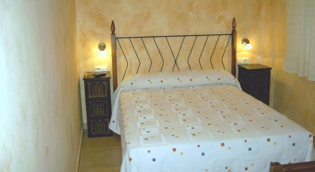 Hostal Valle del Iregua, Reservar Hotel Albelda de Iregua La Rioja