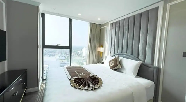 Люкс Cửa Đông Luxury Hotel