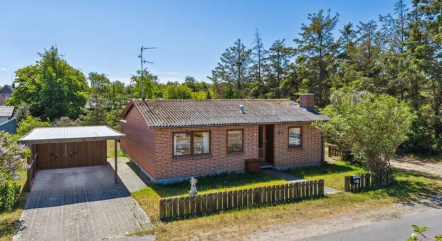 "Toni" - 300m from the sea in NE Jutland, Rezerwuj Hotel Laeso Island Dania