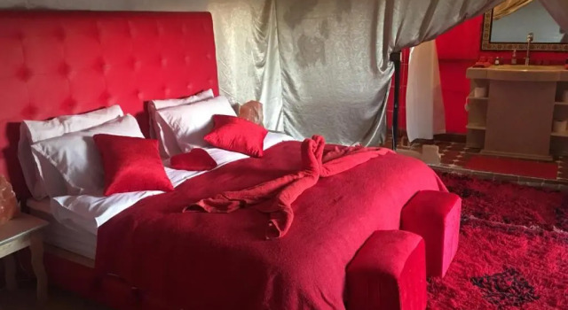 Merzouga Luxury Camp