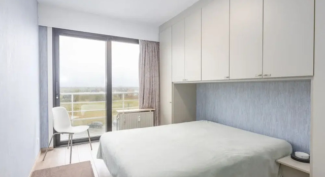 Апартаменты с балконом Cozy 1-Bedroom Apartment with Sea View