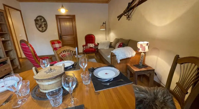 Апартаменты Appartement 110m2, lits faits linge fourni, plein centre, WIFI