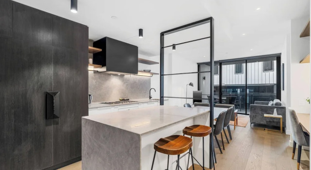 Апартаменты с 2 комнатами с балконом The Eminence Apartments by CLLIX