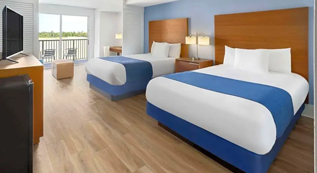Четырёхместный номер Deluxe с видом на реку WaterView Casino & Hotel, Trademark Collection by Wyndham