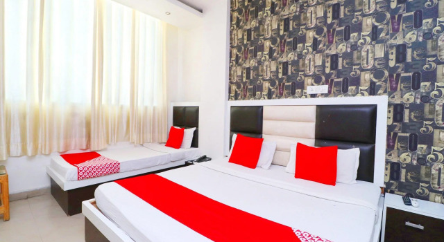 OYO 44668 Hotel Plazza
