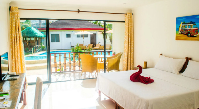 Alona Vida Beach Hill