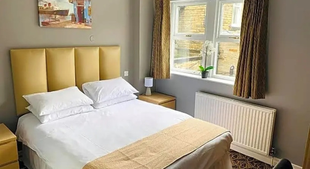 Номер Standard The Liversedge, 64 Leeds Road