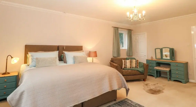 Brundall House, Rezervasyon Tatil Evi Merseyside villalar, Villa