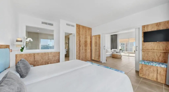 Люкс с видом на море Hotel Villa Chiquita