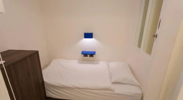 Одноместный номер Economy BearPacker Patong Hostel
