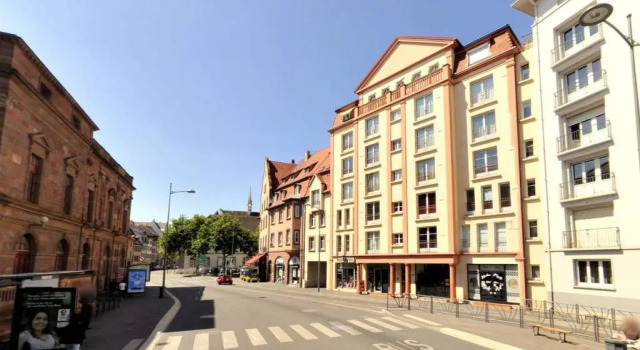 Gite Des Bains Parking Hypercentre 6-8personnes, Забронировать Отель Отели Alsace Wine Route с парковкой, Парковка