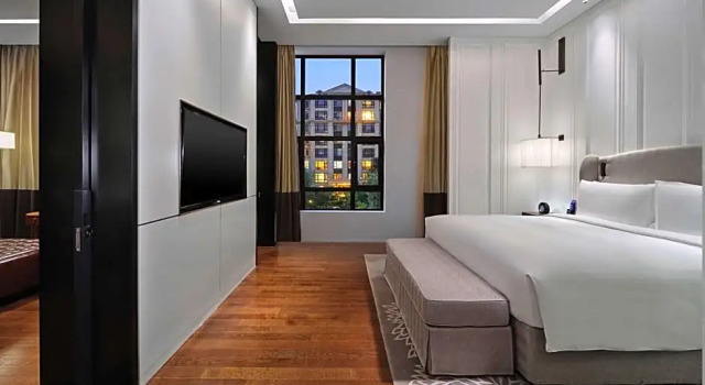 Двухместный люкс Deluxe c 1 комнатой Hilton Beijing Daxing