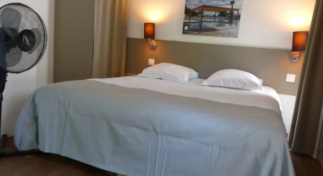 Cozy Couples Cottage in Ardeche, Book Feriehus Chambonas Cévennes