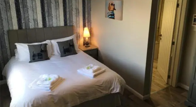 Номер Superior The Waterfront Inn