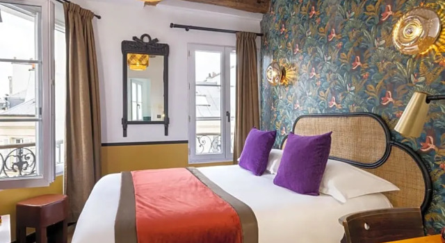 Номер Superior Le Village Montmartre