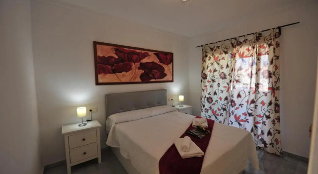 Chapín Jardines Piscina Terraza 3 Rooms 2 baños, Забронировать Апартаменты/квартира Отели Херес-де-ла-Фронтера с бассейном, рядом с Fair of Horses, Бассейн
