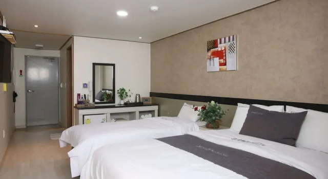 Двухместный номер Premium Dorcas Tourist Hostel