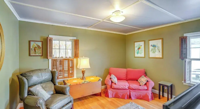 1 Mi to Dtwn: Beautiful Home in Williamstown!, Забронировать Дом для отпуска Уильямстаун The Berkshires