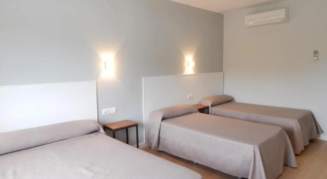 Семейный номер Standard Hostal Las Cumbres