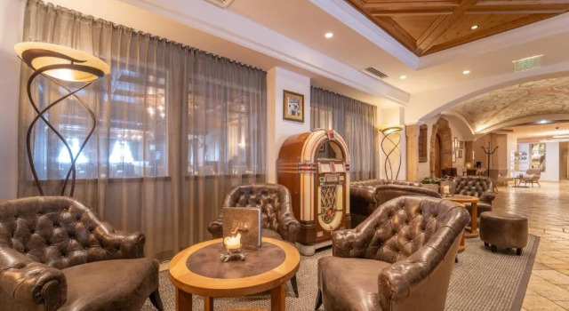 Hotel Das Seekarhaus, Rezerwuj Hotel Obertauern Salzburg, w pobliżu Angerbahn