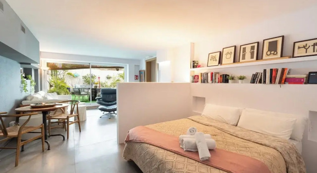 Люкс Superior Sitges Beach Hostal