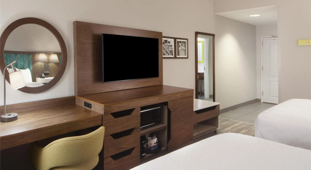 Четырёхместный номер Standard Hampton Inn & Suites Natchez