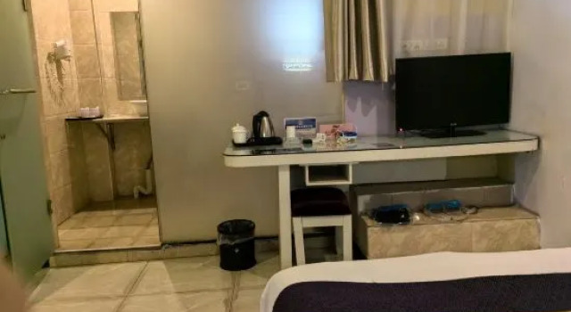 Номер Economy King Home Hotel