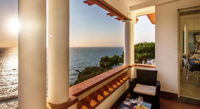 Villa Beatrice Sorrento, Забронировать Вилла Отели Сана Монтано с парковкой, Парковка