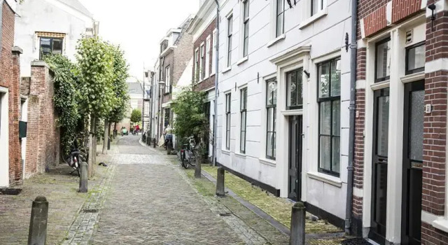 Shortstay De Witte Heren Haarlem, Забронировать Отель Харлем Zuid-Kennemerland, рядом с NZH Public Transport Museum