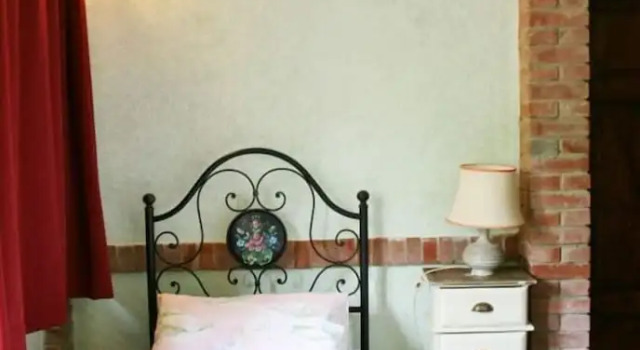 Вилла с 4 комнатами с балконом Beautiful private villa with WIFI, private pool, TV, pets allowed and parking, close to Arezzo