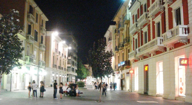 Apartment With one Bedroom in Cosenza, With Wonderful City View and Wi, Prenota Appartamento Hotel a Calabria con parcheggio, Parcheggio