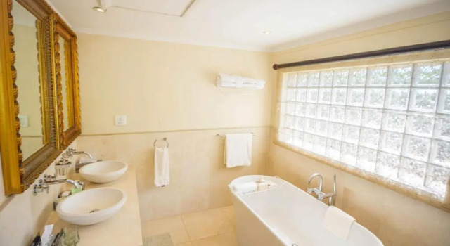 Exécutive suite Mac Atini Guest House