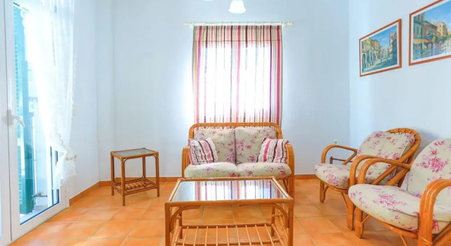 Takis House in Katavolos, Забронировать Апартаменты/квартира Ниссаки Остров Корфу