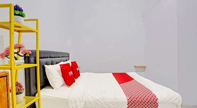 Двухместный номер Standard OYO 3994 Wisma Amalia