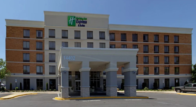 Comfort Suites Laurel Lakes