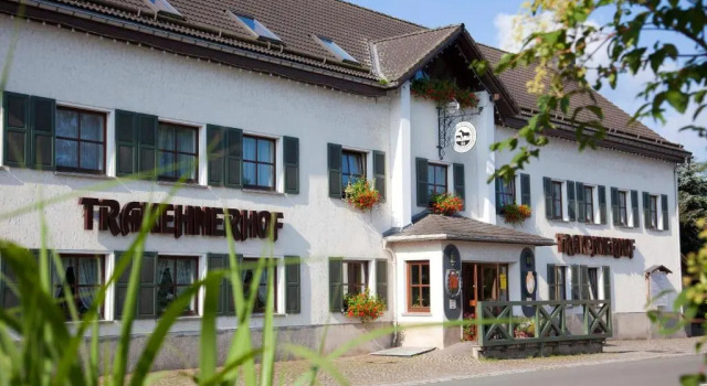 Landhotel Trakehnerhof, Book Hotel Hoteller i Eppendorf med parkering, Parkering