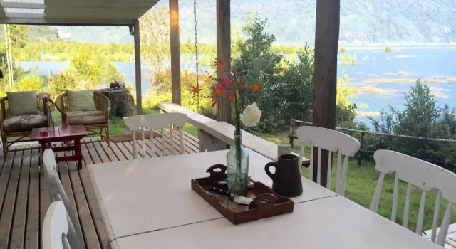 Бунгало с видом на море Mareas Ralun Lodge