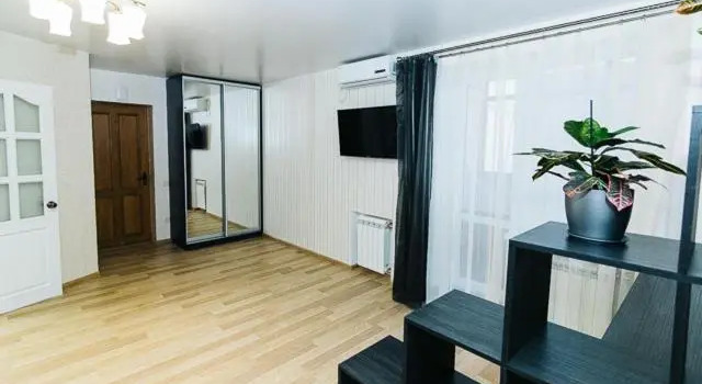 VIP Apartment ob Gorkogo Square, Book Lejlighed Hoteller i Sumy med parkering, Parkering