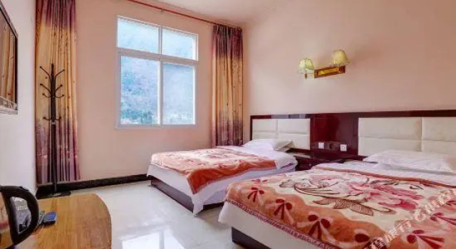 TOWO Topping Hotel (Hailuogou), Reserva ahora Hotel Moxi Sichuan