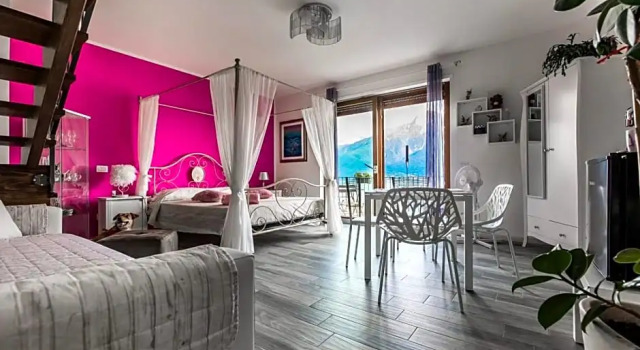 Appartamenti Da Melissa, Book Bed and Breakfast Hotels in Como with a Pool, Swimming Pool