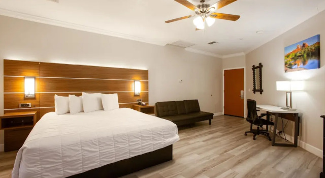 Двухместный люкс Wildflower Inn at Bell Rock