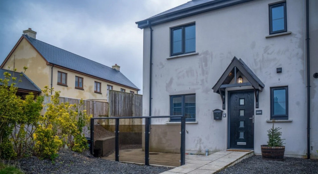 Am Nawr - 3 Bedroom - Pentlepoir