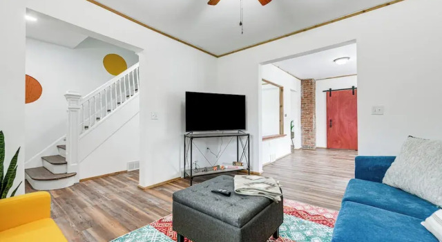 Charming Home - 2 Mi to Niagara Falls State Park!, Prenota Casa vacanze Niagara Falls Buffalo