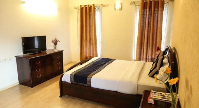 La Royle Appartments By OYO Rooms