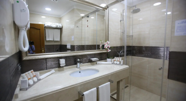 Двухместный номер Superior с балконом Grand Hotel & Spa Tirana