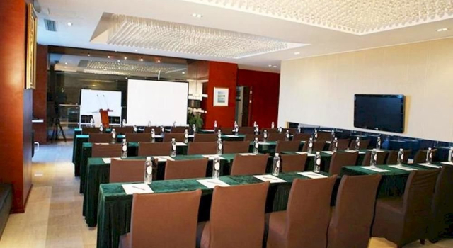Wuhan Palm Spring International Hotel, Забронировать Отель Ухань Хубэй