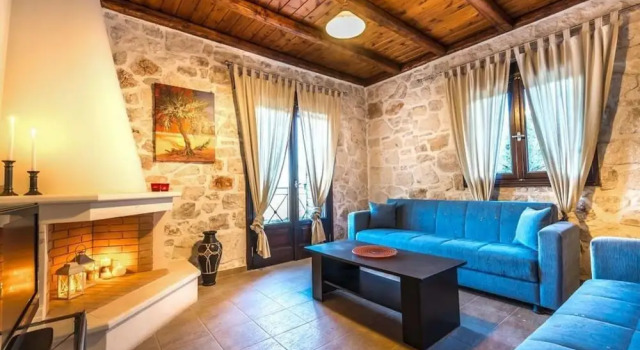 Agrikia Villa - Varvarigos Houses One Bedroom Apartment 1-3 Guests, Забронировать Апартаменты/квартира Отели периферии Ионических островов с бассейном, Бассейн