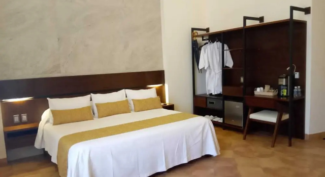 Двухместный номер Deluxe с балконом и с видом на город Casa de la Asunción