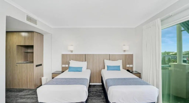 Двухместный номер Deluxe Cairns Sheridan Hotel